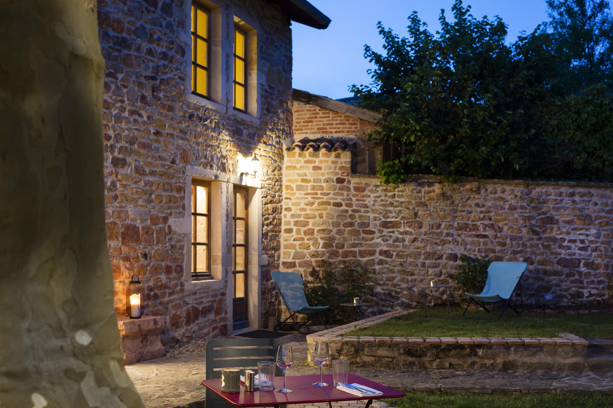 Contact Hotels Le Savigny & Spa Blacé Zewnętrze zdjęcie