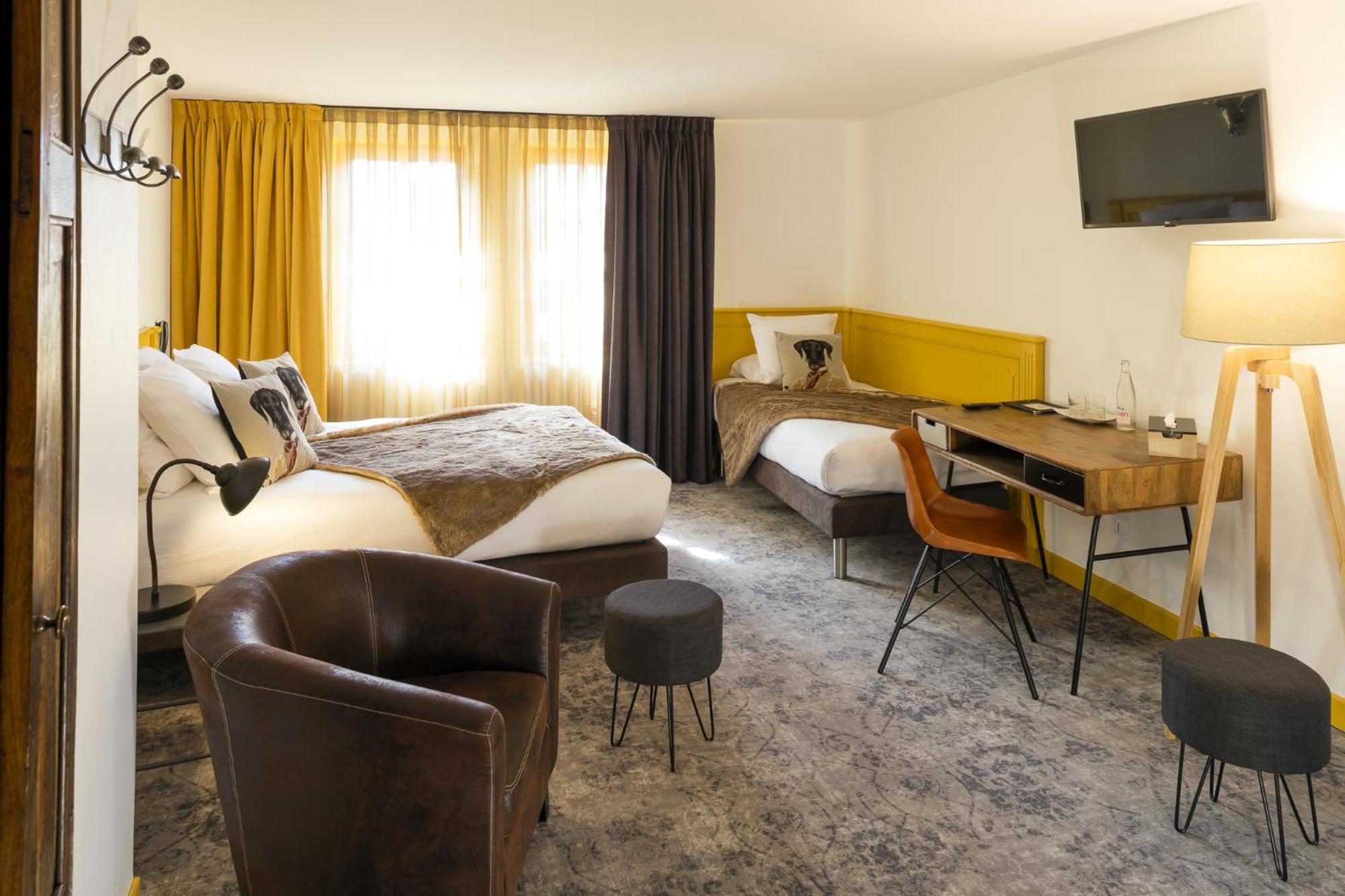 Contact Hotels Le Savigny & Spa Blacé Zewnętrze zdjęcie