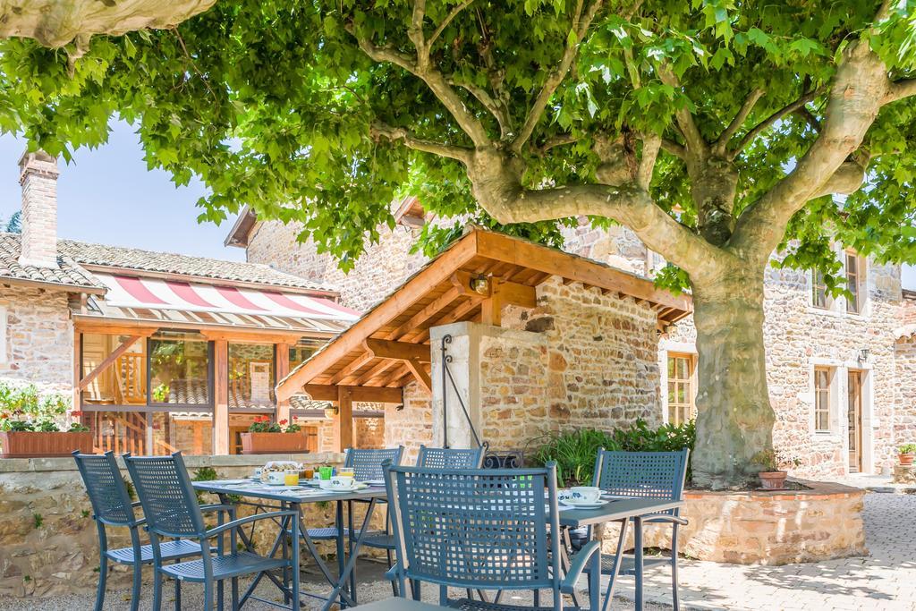Contact Hotels Le Savigny & Spa Blacé Zewnętrze zdjęcie