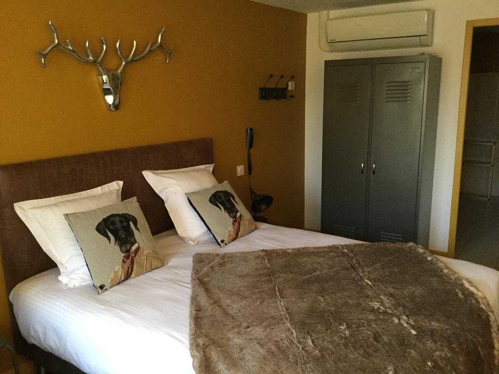 Contact Hotels Le Savigny & Spa Blacé Zewnętrze zdjęcie