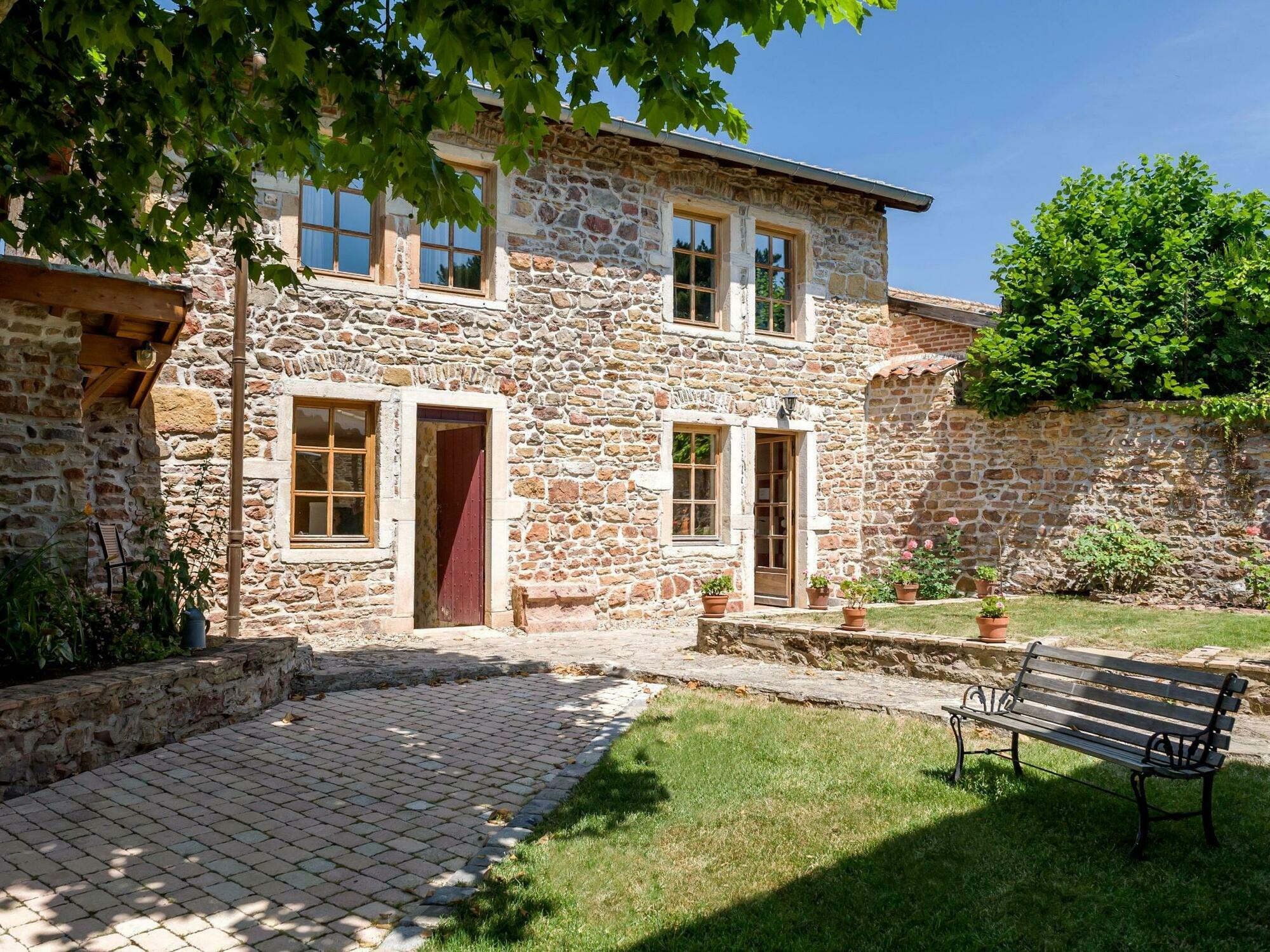 Contact Hotels Le Savigny & Spa Blacé Zewnętrze zdjęcie